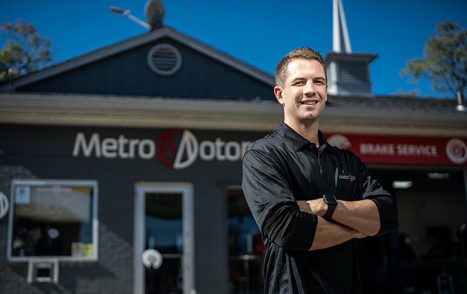 Metro Motor Lyon Park auto repair shop manager