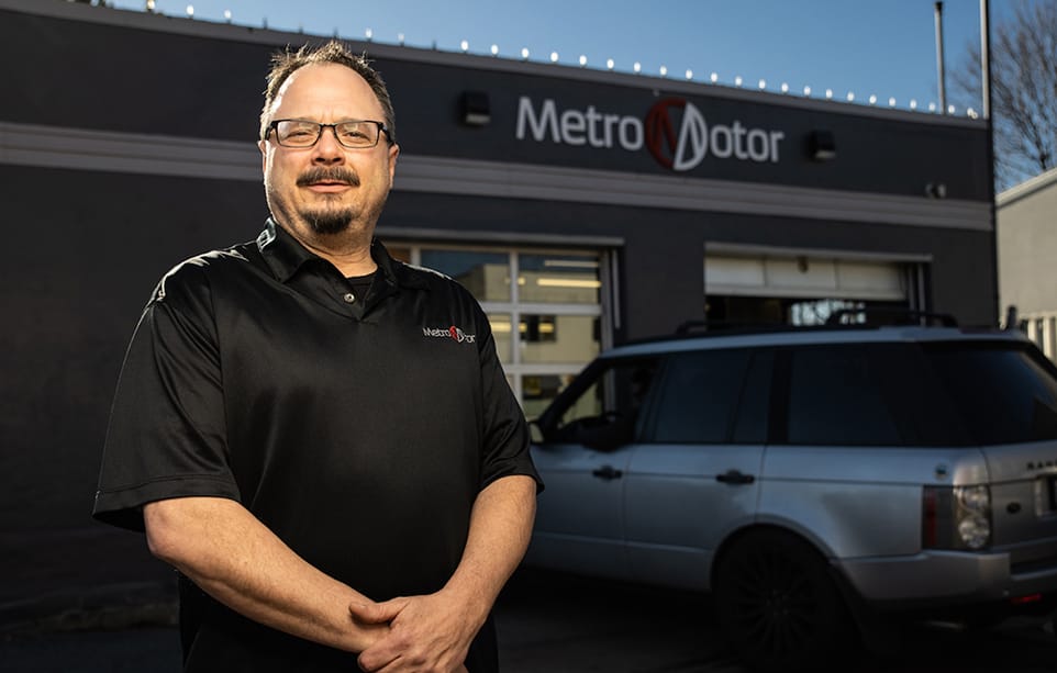 Metro Motor Hilltop auto service center manager
