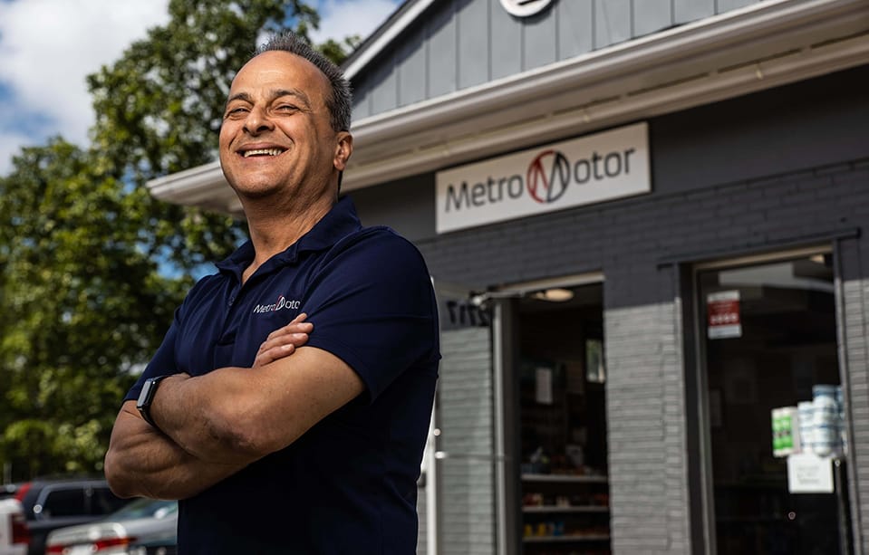 Metro Motor Dale City Auto repair shop manager